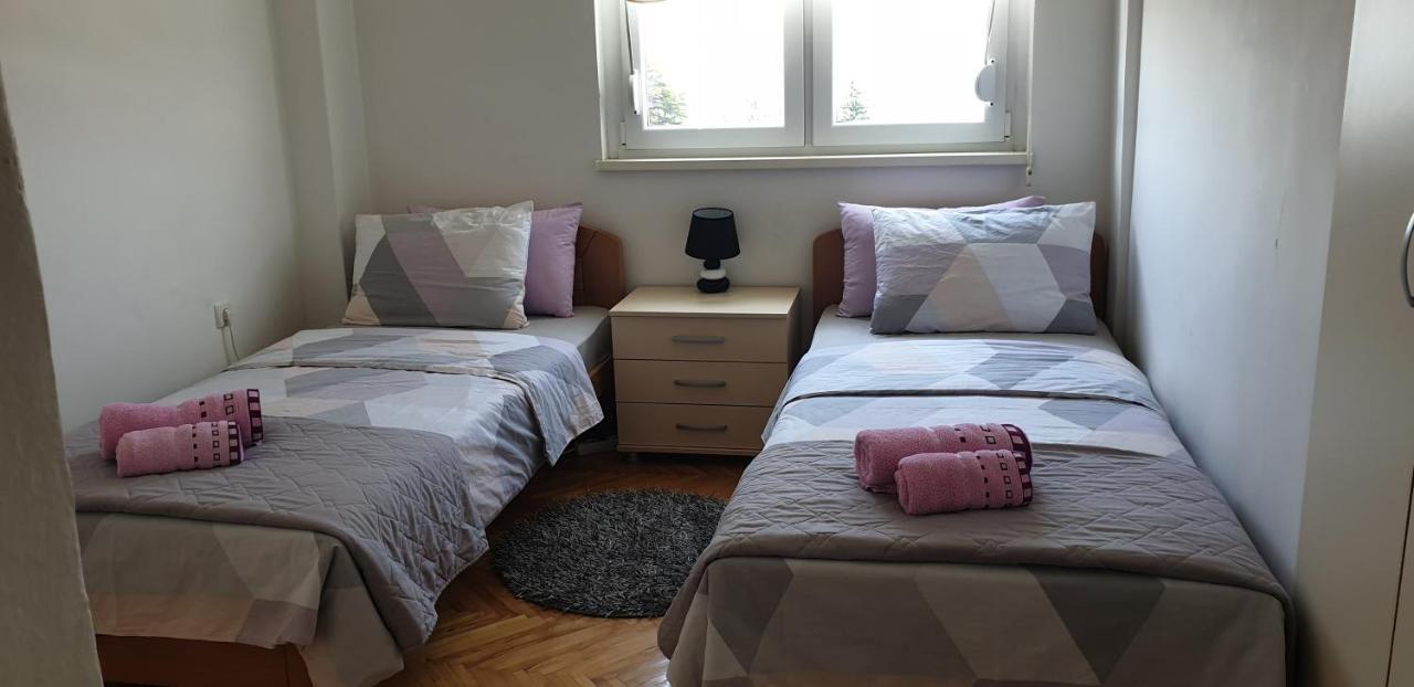 Aurelia Apartment Ohrid Bagian luar foto