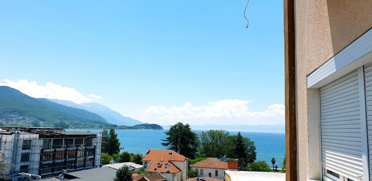 Aurelia Apartment Ohrid Bagian luar foto